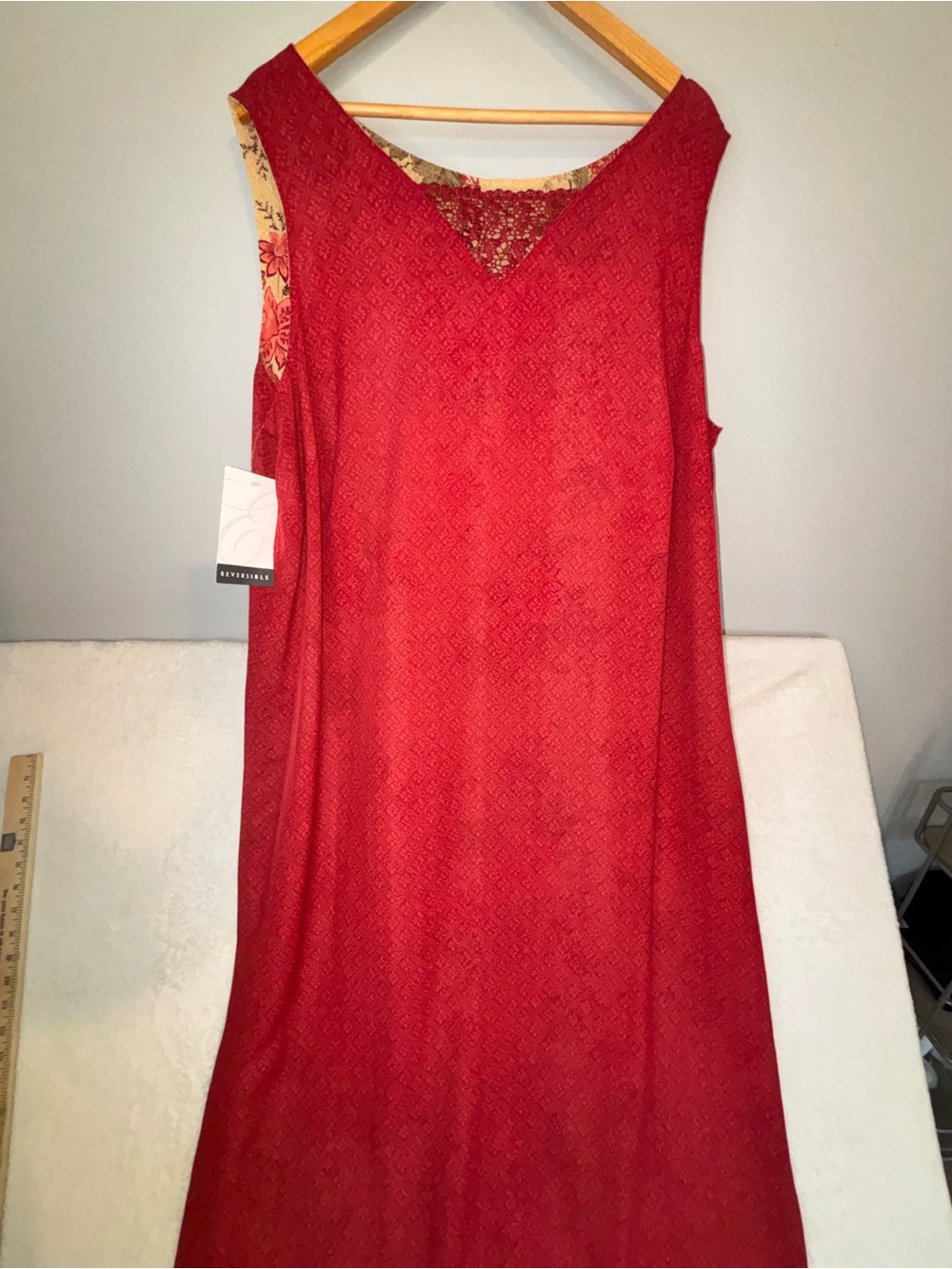 NWT! Emma James Red/Floral Reversible Sleeveless V-Neck Women's dress Size 22